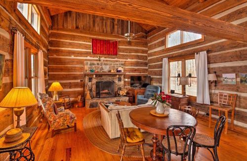 Beersheba Springs House | Cozy Cumberland Mountain Cabin w/Stunning Views!