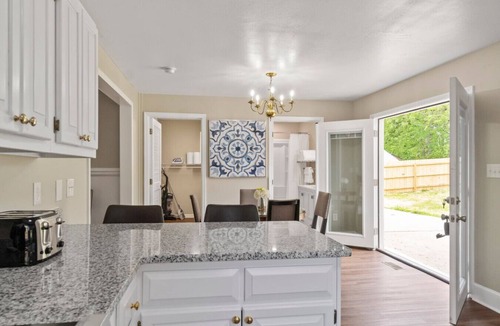Greeneville House | Cozy Cutler Cottage in Greeneville