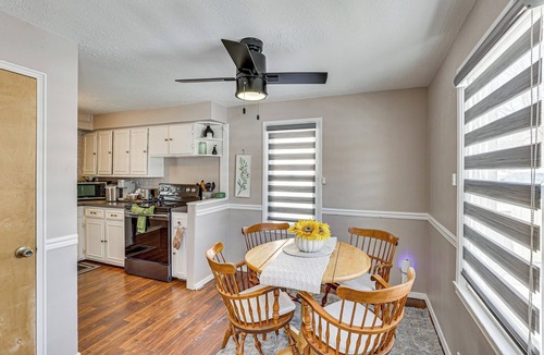 Youngstown House | Cozy Home 4 Mi to YSU Campus: Penguins Welcome!