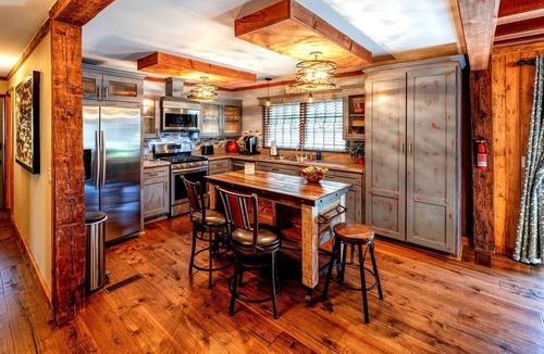 Aquone Cabin | Cozy Lake Cabin with Hot-Tub in Topton, North Carolina