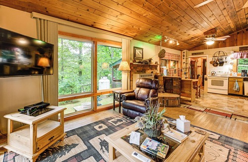 Franklin Cabin | Cozy Little Cabin to Make Lasting Memories