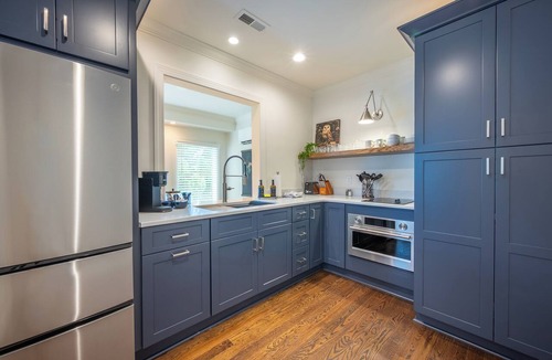 Ironto House | Cozy private suite with mountain views, king bed, kitchenette, and peaceful outdoor spaces.