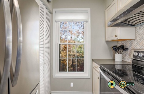 Basye House | Cozy Renovated Woodland Townhome | Minutes from Bryce Resort!
