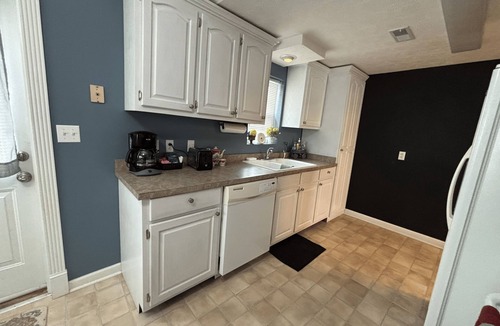 Berea House | Craft Cottage – Cozy Stay in the Heart of Berea