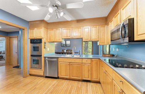 Candler House | Creekside 4BR w/Firepit - 5 Min to Sports Park - 10 Min to Downtown Asheville