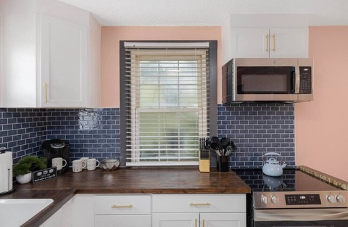 Kingsport House | Cute & Cozy Kingsport Home - 3 Bedroom - Close to Hospitals, Eastman, Downtown