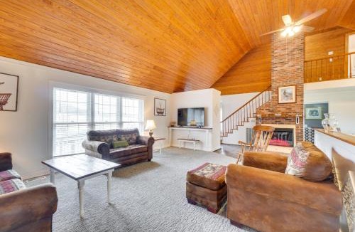 Dayton House | 'Deer Lake Lodge' on 700 Wooded Acres in Dayton!