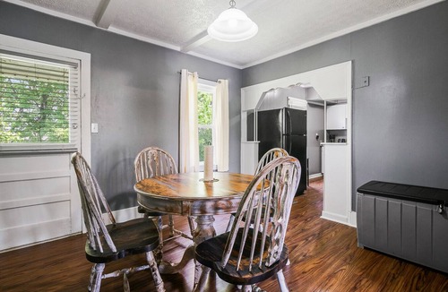 Shelby Park House | Derby Paradise - Free parking/WIFI