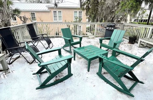 The Old Commons Condo | Downtown Beaufort Getaway - 0.3 mi walk to Bay Street!