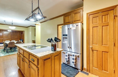 Northlake Cottage | Easy Hwy Access to Dtwn Atlanta! Group Retreat