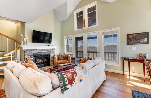 Banner Elk Apartment | Echota Wintergreen Views