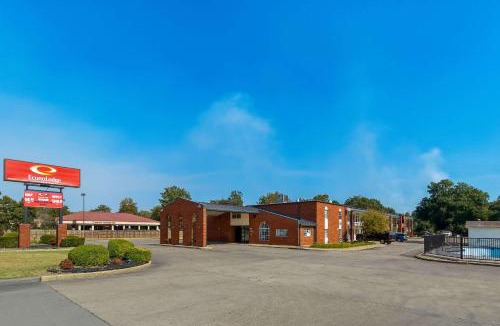 Kennett Cabin | Econo Lodge Kennett