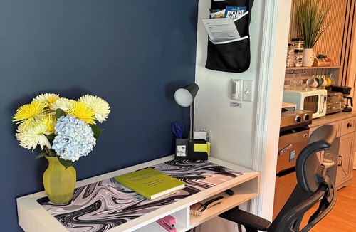 Lookout Valley Neighborhood Association Apartment | Elegant & Cozy Suite Minutes from Downtown Chattanooga Large Yard, Dog Friendly!
