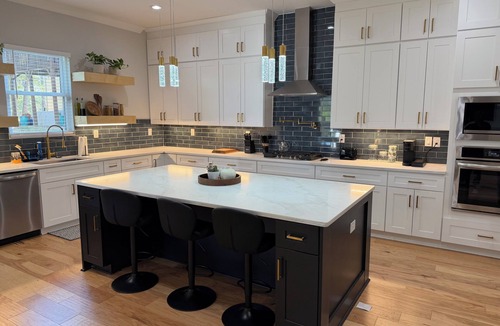 Cliftondale House | Elite Escape! Luxurious 5 Bedroom Near Airport and vibrant Downtown Atlanta