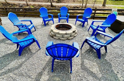 Stafford House | Ellis House Trail Lodging Sleeps 16