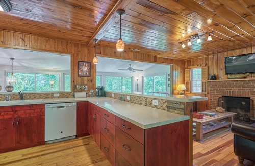 Sunset Cove Cottage | Enjoy the sunrise in the trees at Lake Lure