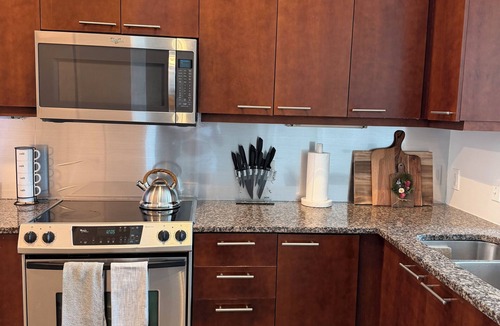 Atlantic Station Area Condo | Exclusive 2-Bed Loft in Atlantic Station