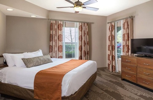 Pennington Bend Resort | Experience the Best of Music City at Wyndham Nashville- 2 Bd. Lockoff