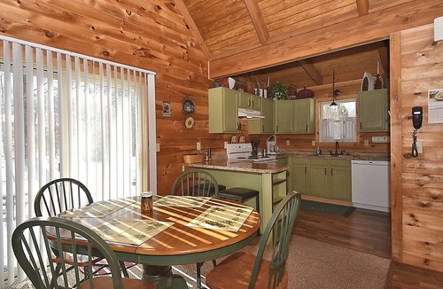 Timberline Cabin | Fabulous Rustic Mountain Cabin walking distance to Timberline Mountain Slopes!