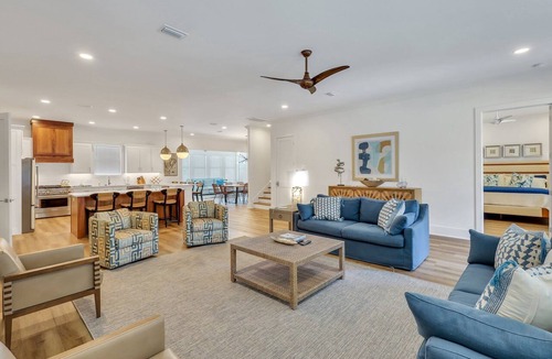 East Beach House | Fall special! East Beach Home w/Pool, sleeps 18!