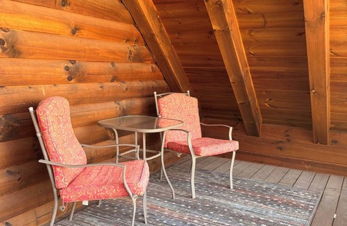 Logan Cabin | Family friendly, Lonestar cabin, just minutes from the lake.
