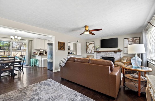 Beavercreek House | Family Getaway, Game Room, 4 Bed Room