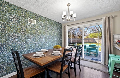 Beavercreek House | Family Getaway, Game Room, 4 Bed Room