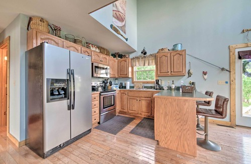 Sevierville House | Family Getaway on Douglas Lake! Home w/Deck, View