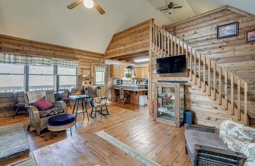 Hiawassee Cabin | Family Lake Days! Mtn-View Cabin in Hiawassee