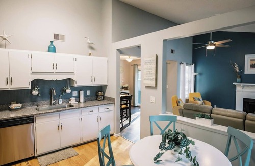 Mount Pleasant House | Family & Pet Friendly Home in Quiet Neighborhood - Close to Beaches & Downtown!