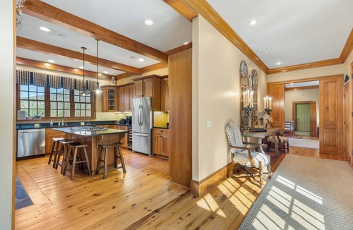 Highlands House | Fawn Creek: Beautifully Appointed, Mtn Views w Covered Porch and Wood Fireplaces