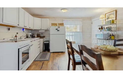 Hendersonville Cabin | Firefly Cottage, a charming 2-bedroom cabin in Hendersonville, NC