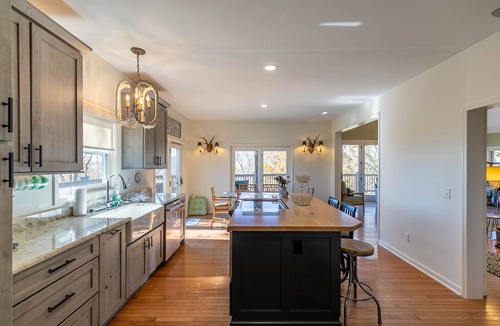 Blowing Rock House | Fox Hollow - Blowing Rock home with stunning views, game room!