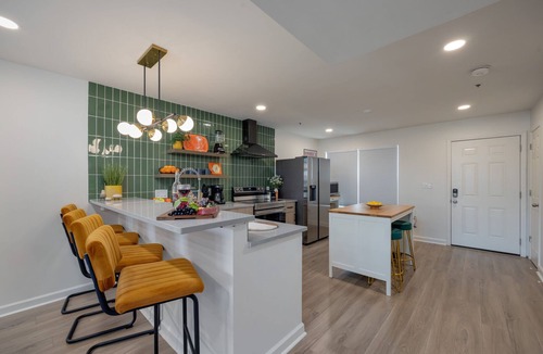 Rutledge Hill House | Funky Town - Walkable to Nashville Attractions