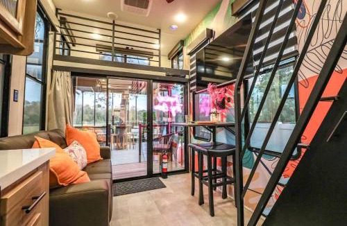 Orlando House | FunTropicalTinyGemUCF