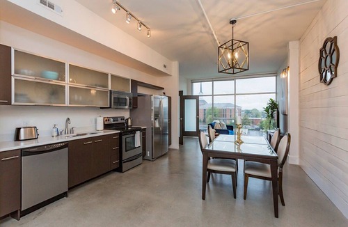 East Nashville Condo | Furnished East Nashville Condo | Parking + Rooftop