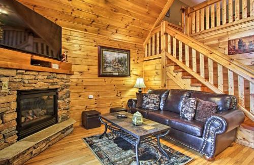 Black Bear Falls House | Game Room & Hot Tub! Black Bear Falls Resort Cabin