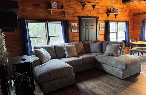 Idaville Cabin | Gettysburg Cozy Cabin