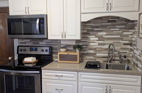 Eaton House | Gigi's Place - Historic Charm. Modern Comfort.