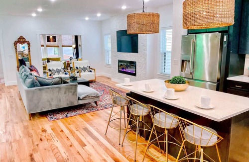 Cleveland Park Condo | Glamorous 3 BDR in East Nashville – Pet Friendly!