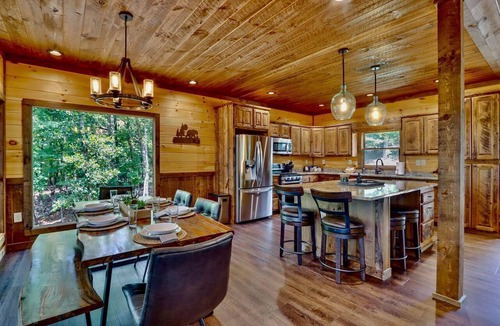 Morganton Cabin | Glamping in the Mountains: Stunning Cabin with a Hot Tub near Morganton, Georgia
