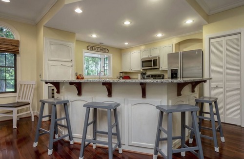 Seabrook Island Villa | Gorgeous 3 BR/2.5 BA Family Friendly Villa! Golf Views! Amenity access for purchase!