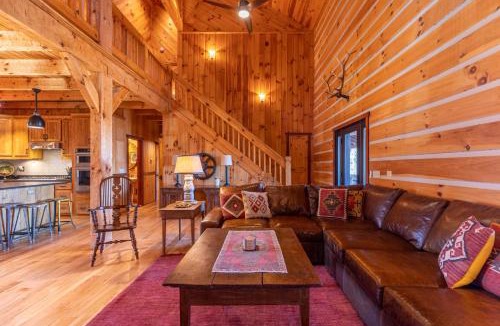 West Jefferson House | Grand Vista Lodge 7BR with Game Room