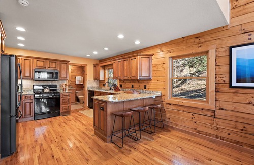 Beech Mountain Cabin | Great Lodge Near Popular Attractions
