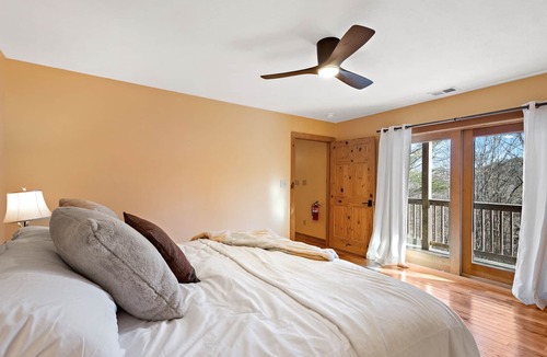Beech Mountain Cabin | Great Lodge Near Popular Attractions