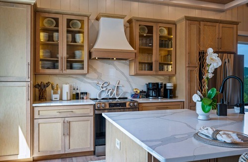 Chalet Village North House | Great Smoky Getaway-LUXURY-Hot Tub-Indoor Pool-Theater!