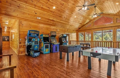 Pittman Center House | Greenbrier Estate