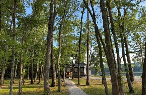 New Richmond House | Hagrid's Hut - Harry Potter Riverfront Experience