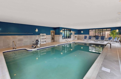 Bridgeport Hotel | Hampton Inn Bridgeport/Clarksburg