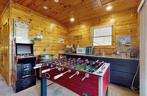 Necowa Cove Cabin | Hid n Timber Getaway